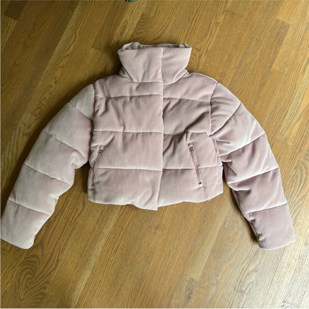 Alo Yoga Cropped Ribbed Velour Gold Rush Puffer Jacket Coat Dusty Pink Small